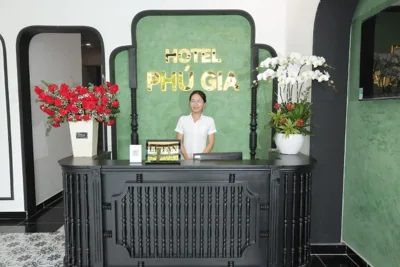 Phú Gia 228 Lê Văn Lương – Fotos 7